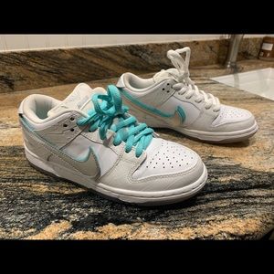 Nike sb dunk diamond supply